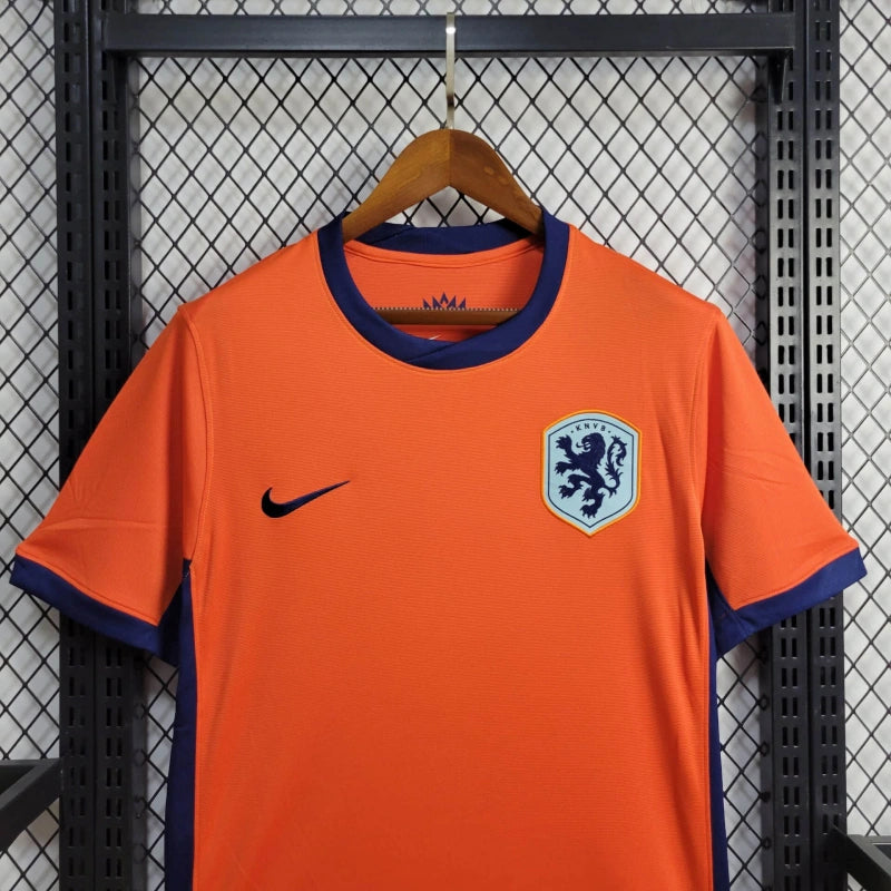 HOLLAND HOME 24/25